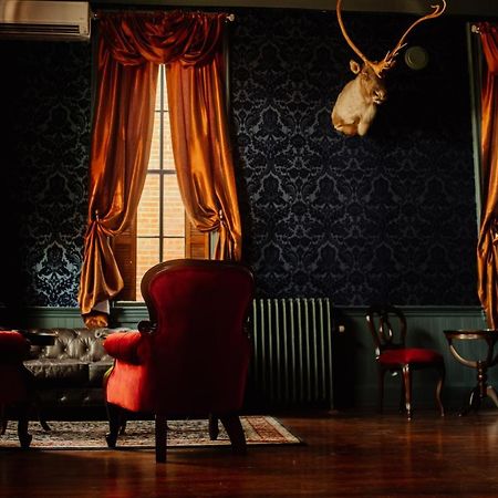 White House Hotel 赫曼 外观 照片